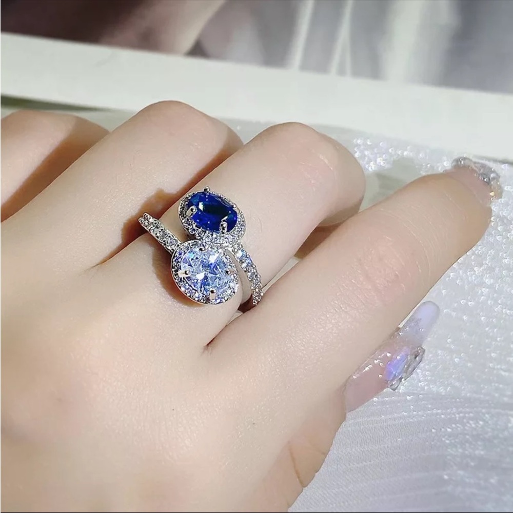 New 925 Silver Beautiful Adjustable Sapphire Ring - Picture 5 of 5